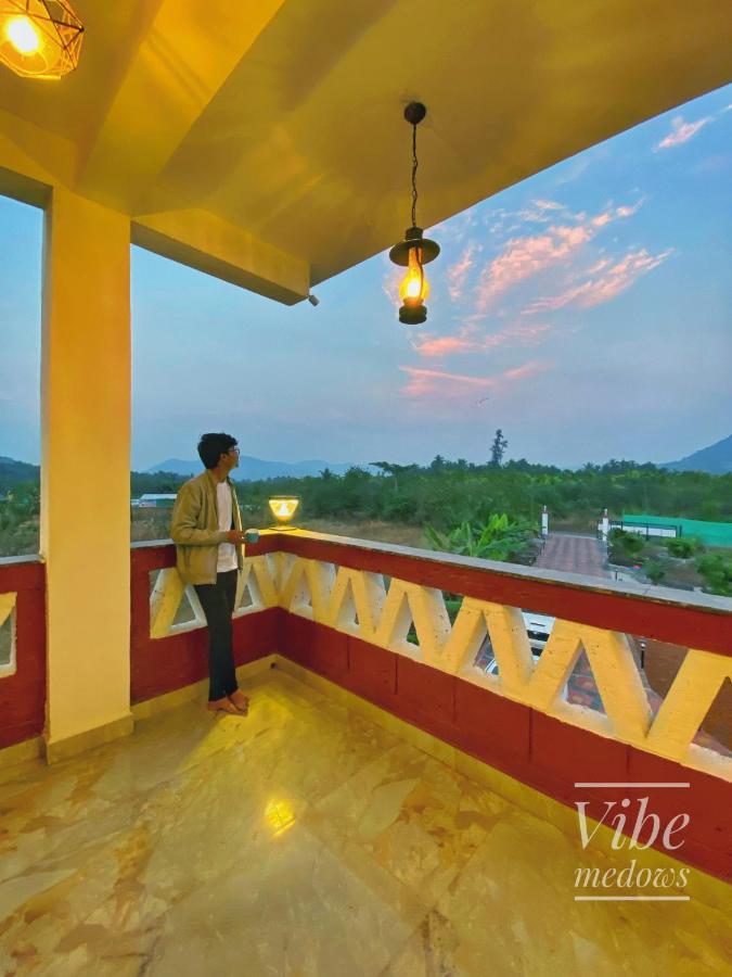 Vibe Meadows Villa With Private Swimming Pool Near Kashid Beach Exterior photo