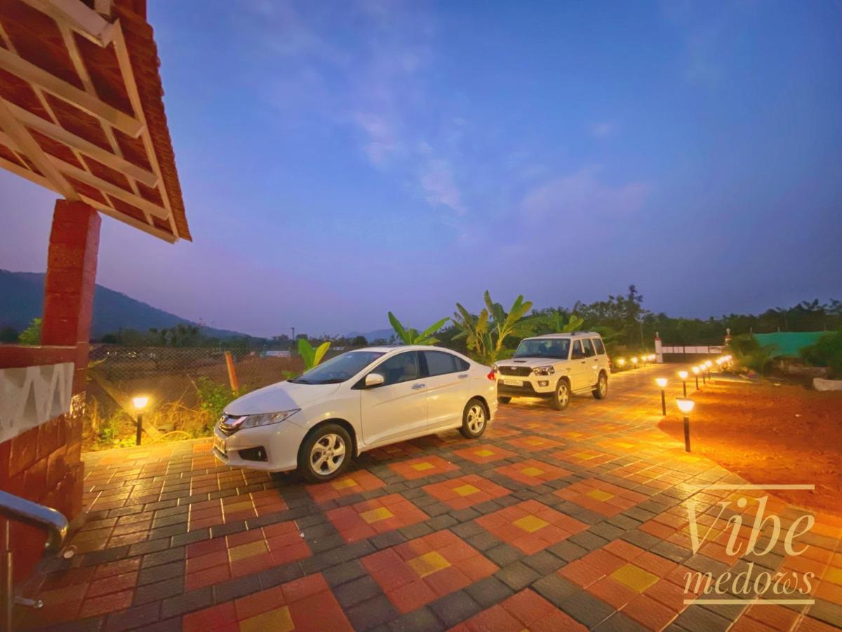 Vibe Meadows Villa With Private Swimming Pool Near Kashid Beach Exterior photo