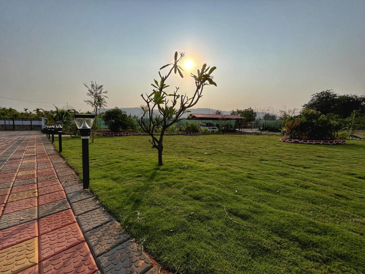 Vibe Meadows Villa With Private Swimming Pool Near Kashid Beach Exterior photo
